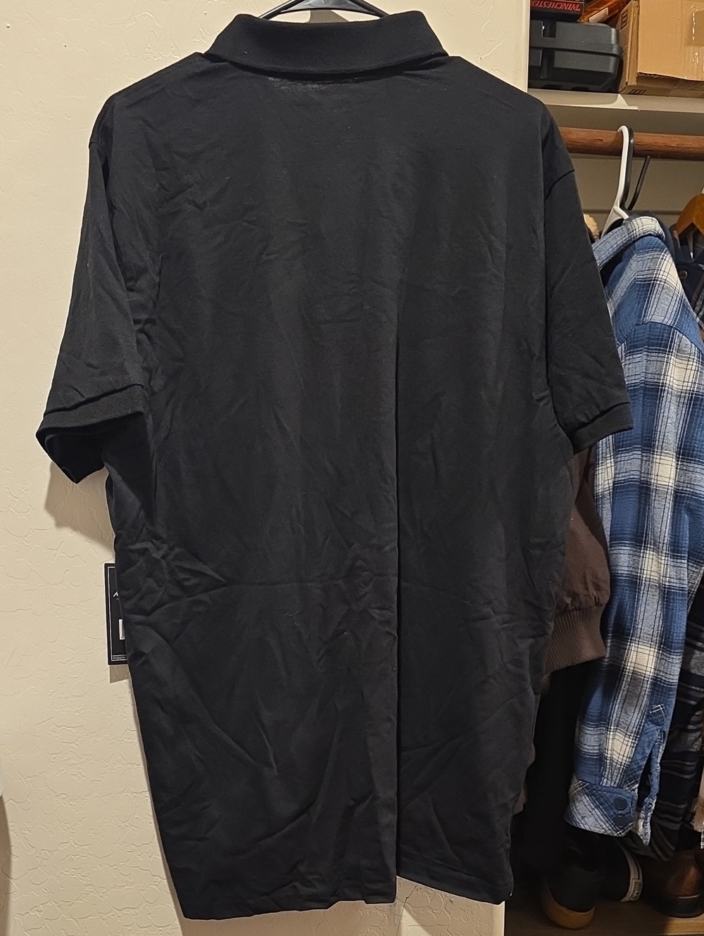 Aeropostale Black T-Shirt with Branded Tag - Picture 5 of 7